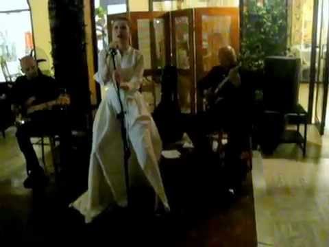 Cipriani Venezia:Evan Rachel Wood Sings For George Clooney  Mauri Tiozzo guitar  Alvise Seggi Bass