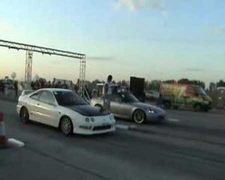 Honda Integra Type-R Vs. Honda S2000 Drag Race [1/4 Mile]