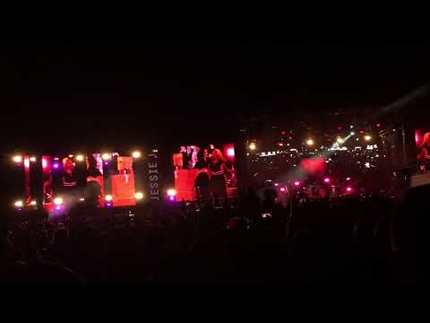 Jessie J - Electric Castle 2018 - Masterpiece - with random 10 year old from audience