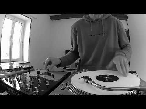 Old School Hip Hop Scratch Freestyle (2nd Episode)