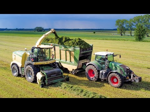 Fendt Się Pali?! Czyli Bardzo Dobra Robota z UR BLEJK! Zbiór Traw 2022 z VIXĄ [4xFendt, Krone]