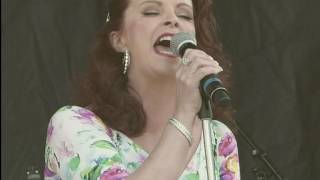 Almost over you - Sheena Easton  (live) #3 @ Canada Day 2016 - Vancouver Canada Place ( old Version)