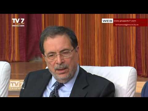 Tv7 con Voi sera del 21/04/2015 - TAGLI: STATO DELLA SANITA' IN VENETO (2 di 5)