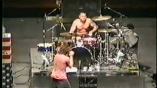 Rage Against The Machine - Tire Me