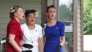 Everley Sisters - Hold Tight Want Some Seafood Mama