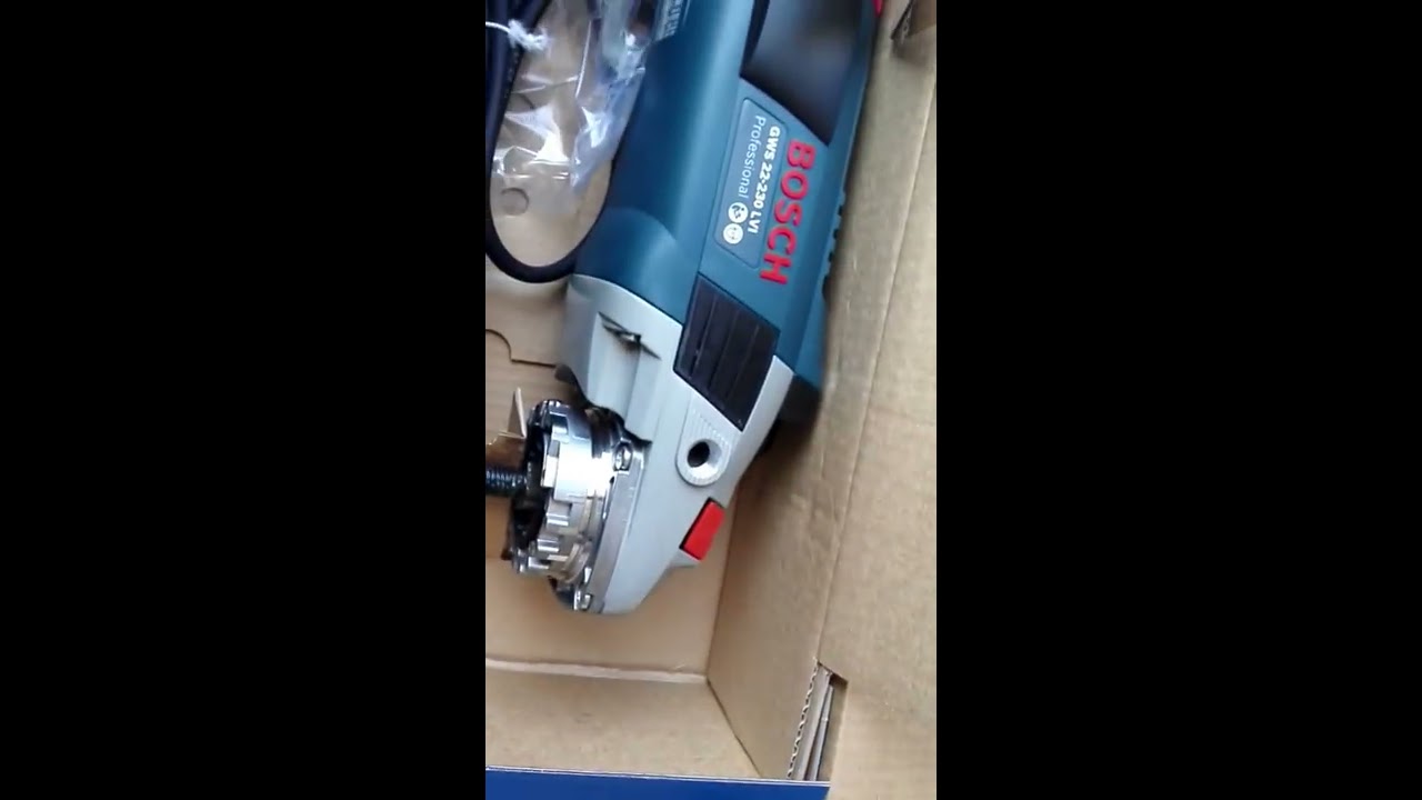 Углошлифовальная машина Bosch GWS 22-230 LVI (0.601.891.D00)  2100Вт 6600об/мин 230мм огр.пуск.тока