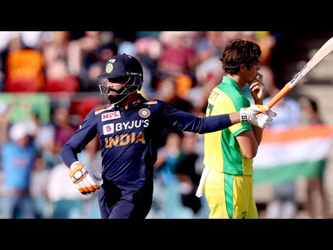 Jadeja dines on Australian bowlers at the death | Dettol ODI Series 2020