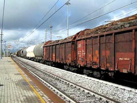 MI Bologna Sd - Marcianise (E655 + Carri Silos Uacs vari + Plasser + varie) ad Arezzo