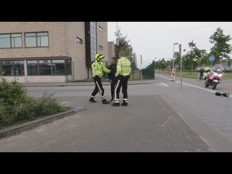 Vlog van 18  mei 2016 -  Zitten we midden in een aanhouding!