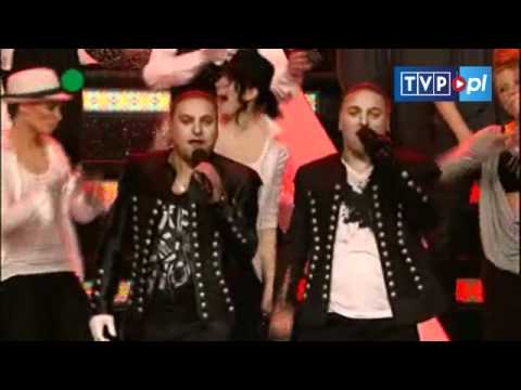 Bitwa na Głosy: Gwiazdy śpiewają „Let me entertain you" Robbiego Williamsa