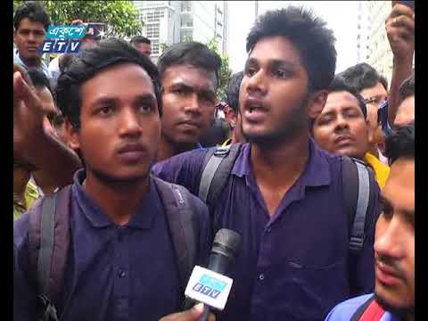 ট্রাফিক পুলিশের কাজ করে দেখাল আন্দোলনরত শিক্ষার্থীরা