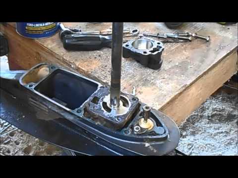 How To Replace A Tohatsu - Nissan Outboard Water Pump - Impeller