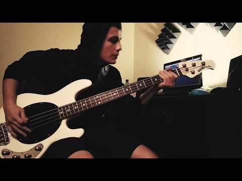 DARKGLASS ULTRA plugin on MusicMan Stingray