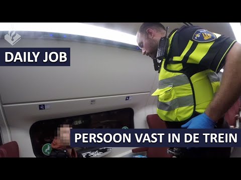 Politie Landelijke Eenheid - Persoon vast in de trein - #Daily Job - Dienst INFRA