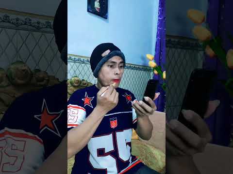 bibir mama pakai krayon merah #shorts #comedy