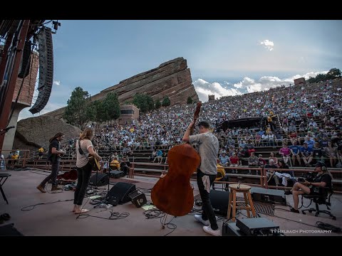 Dead Horses - "Turntable" Live - Red Rocks