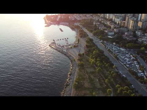 Istanbul 4K - Captivating Aerial Views of Suadiye - Stunning Drone Video