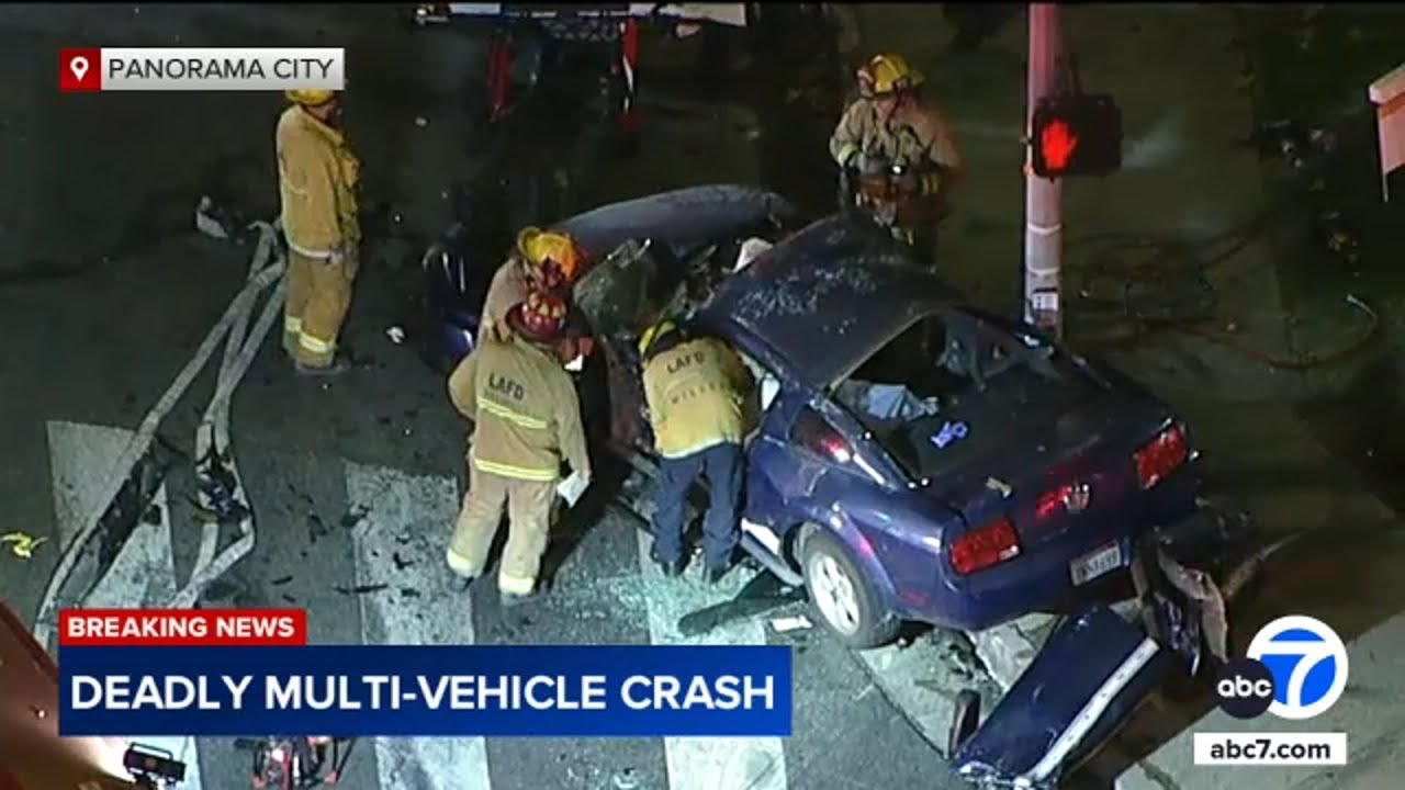 3 killed, 1 injured in violent multi-car crash in LA neighborhood
