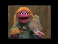 Betty Lou Explodes Her Dolly S Head