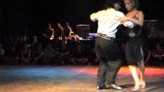 Gaston Torelli y Noelia Hurtado - en esta tarde gris