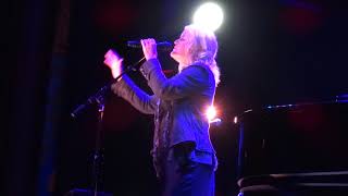 Paula Cole - Watch The Woman&#39;s Hands - The Melissa Etheridge Cruise