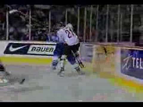 Canada wins 2005 WJC - We can be heros music Video