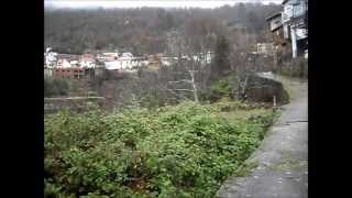 preview picture of video 'Rincones de la Sierra de Francia, Calle Barrioviejo de Las Casas del Conde'