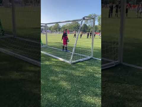 Penalty gestopt! Voorschoten’97 jo12-1