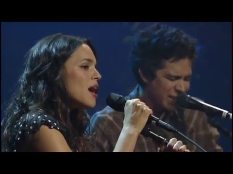 Norah Jones feat  M  Ward: Blue Bayou (Live in Austin)