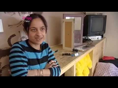 Young, Dumb and Living Off Mum - Season 1 Episode 6 ( S01E06 )