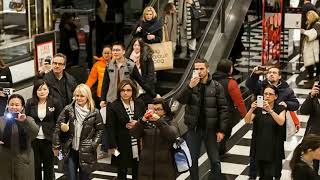 Bloomingdale's: The Department Store That Brought Europe to America