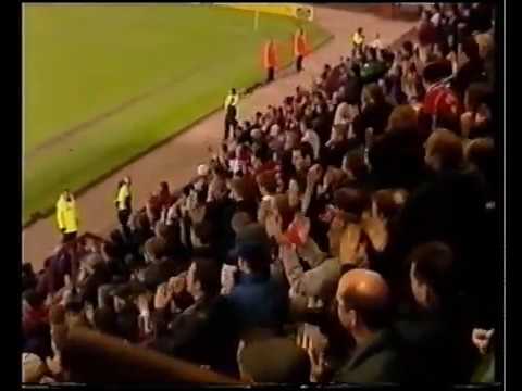 2002-11-30 Swindon Town vs. Peterborough United