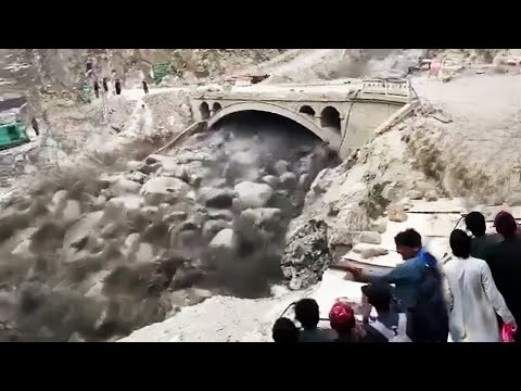 10 Devastating Mudslides Caught on Camera