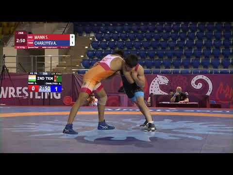1/4 FS - 74 kg: S. MANN (IND) v. A. CHARLYYEV (TKM)