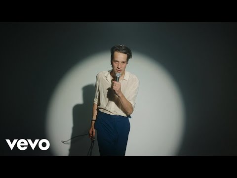 Marlon Williams - Don't Go Back (Official Video)