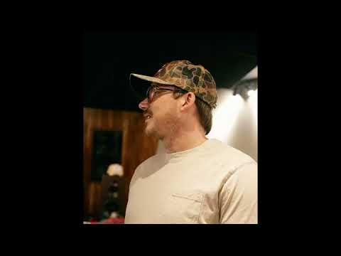 Morgan Wallen Ft. Ginuwine - More Than My Hometown x Differences (DJ TFitzz  Mashup)