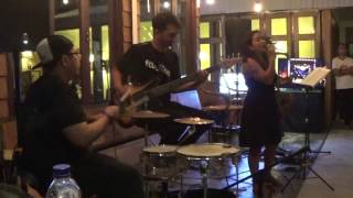 Download lagu Kunang - Kunang by Es Nanas feat. Super S.A.S Soekamti At Dixie Yogyakarta mp3