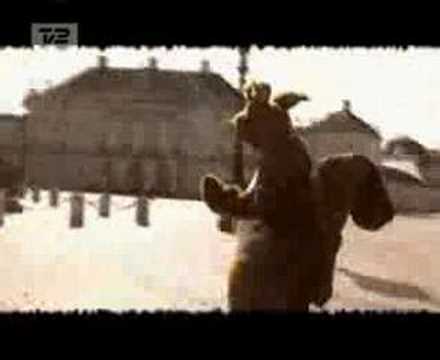 Red Warszawa - When You Hold Me