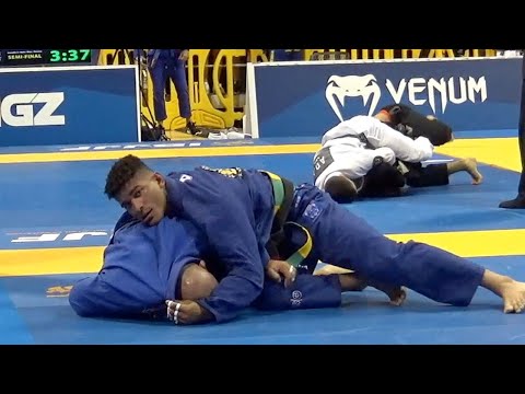 Mahamed Aly v Romes Ramos / World Championship 2017