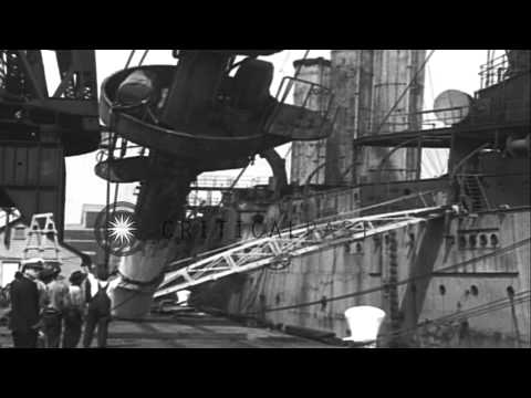 United States Cruiser St. Louis (C-20) being scrapped in Philadelphia, Pennsylvan...HD Stock Footage