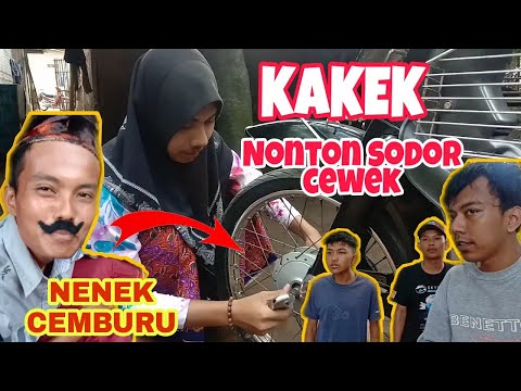kakek-nonton-gobak-sodor-cewek-nenek-cemburu-komedi-madura