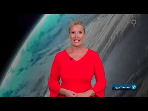 Weather girl Claudia Kleinert 20180911