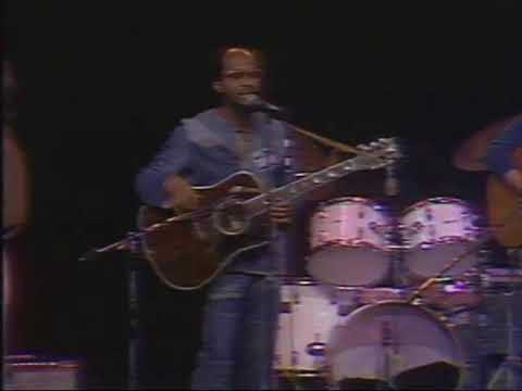 Len Chandler - Links on the Chain (Live at the Phil Ochs Memorial Concert, 1976)