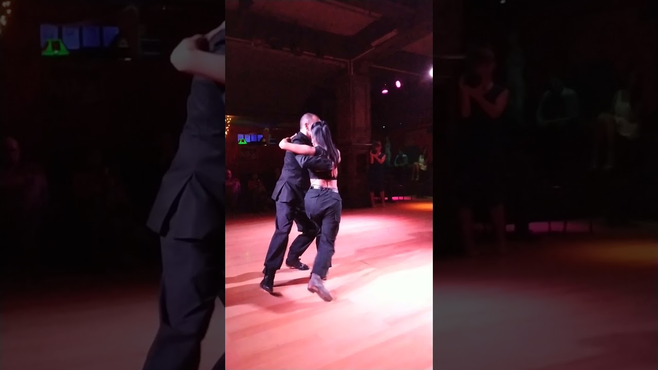 Chiara de la Tierra y Jose Halfon -  Volvamos a empezar. Milonga la Careta.