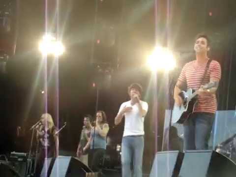 Nick & Simon - usa medley   VOTOWN ALLSTARS 2012.MPG