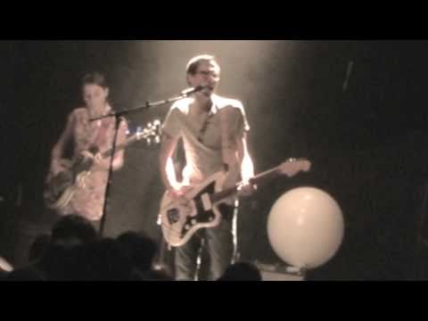 Moonpix Recorder - Aircrash at the party  (live) - 30/10/10 Marseille (espace julien)