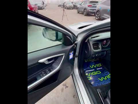 фото volvo v60 i 0