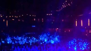 Calvin Harris remix of Burns &#39;Iced Out&#39; @ Amnesia going offffff!