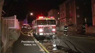 preview picture of video '3 alarms struck on bitter, cold night in Worcester'