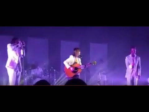 ColapesceDimartino & Carmen Consoli - Teatro Antico Taormina ( L'ultimo bacio )